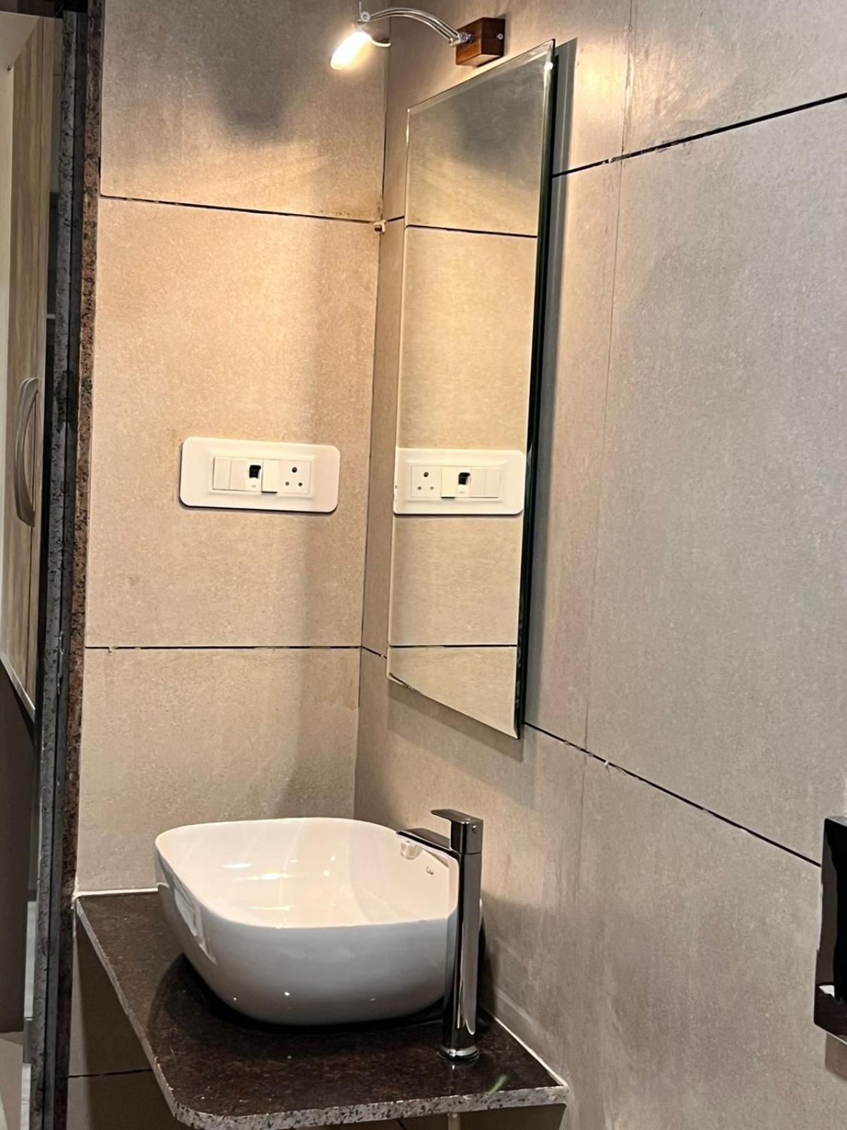 The Grand Leela Resort Кополи Екстериор снимка